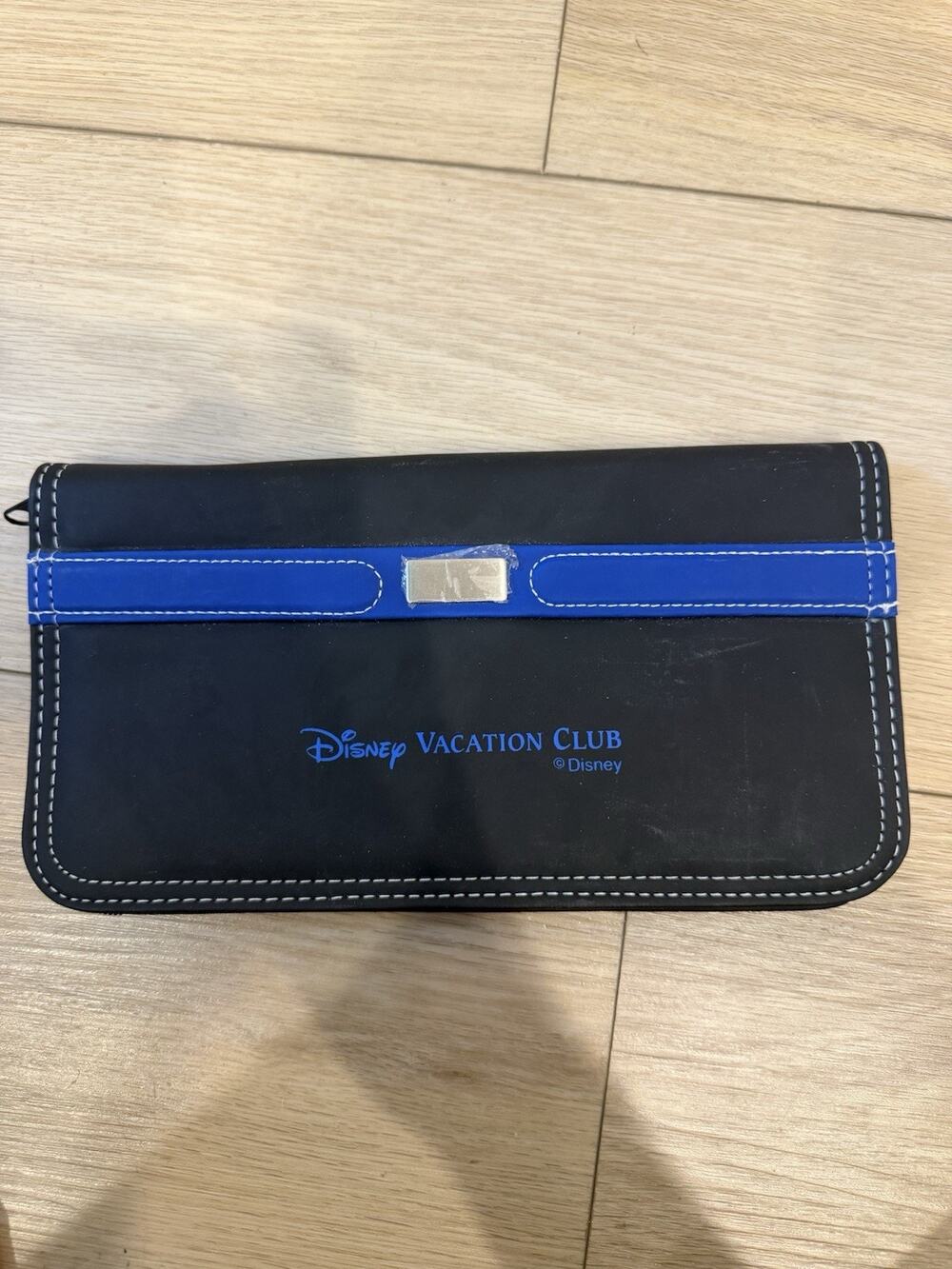Disney Vacation Club Long Wallet Fastener Blue zipper